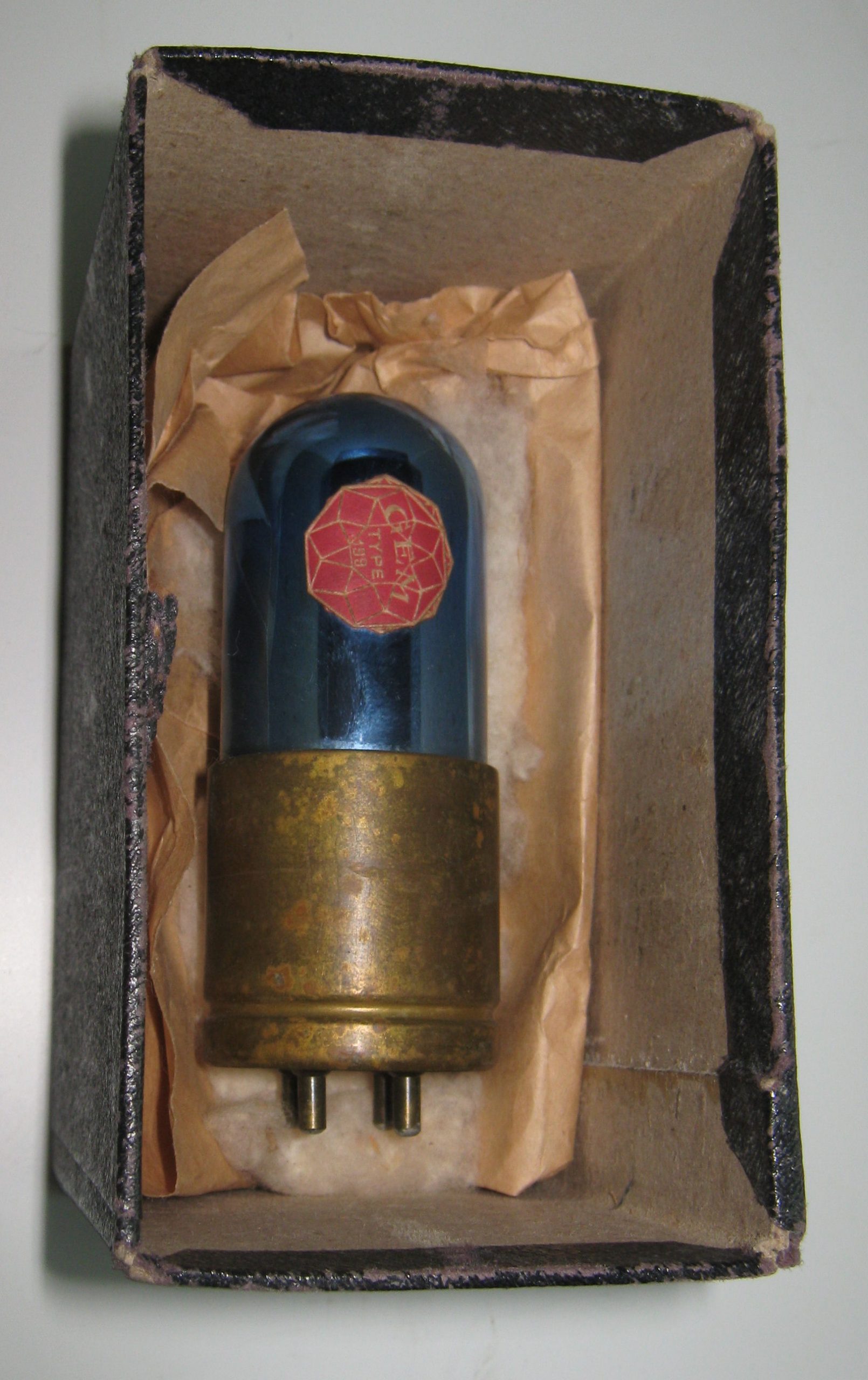 uv 199 gem jn scatola